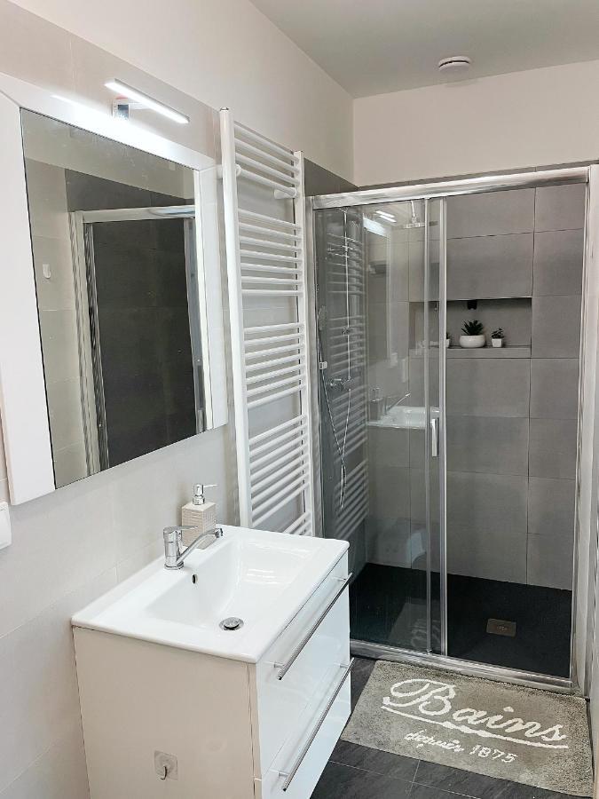U Namesti Apartment